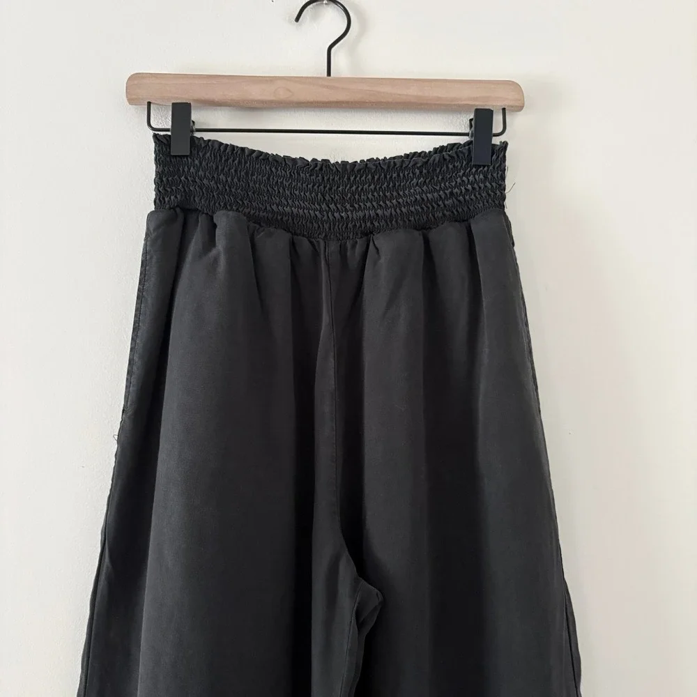Bella Dahl Smocked Waist Wide Leg Pant Size S Vintage Black Tencel Relaxed Boho